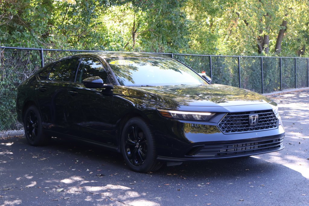 2025 Honda Accord SE - Photo 10