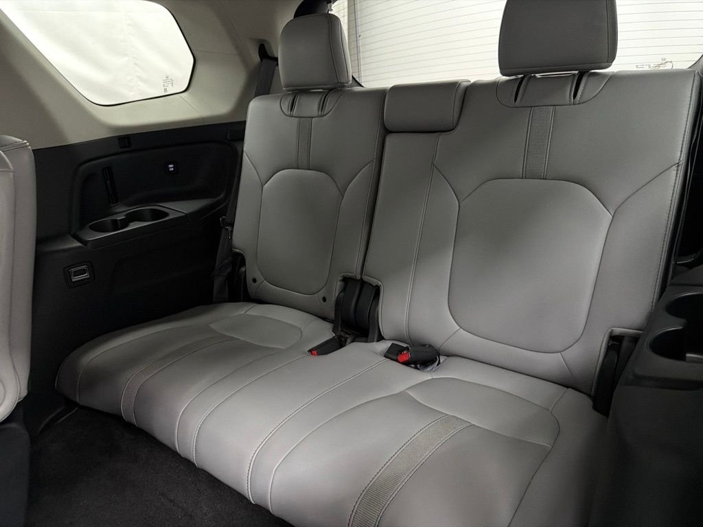 Used 2024 Silver Honda EX-L image 24