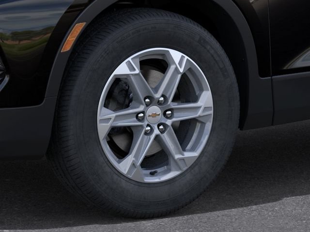 New 2026 Black Chevrolet 2LT image 9