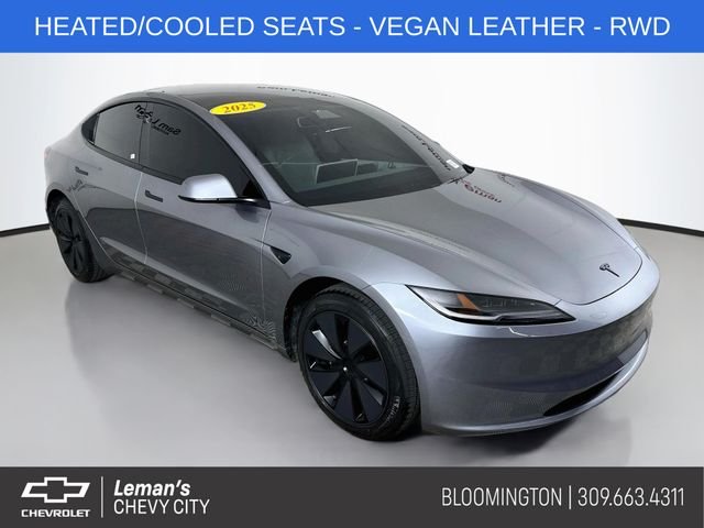 Used 2025  Tesla Long Range image 1
