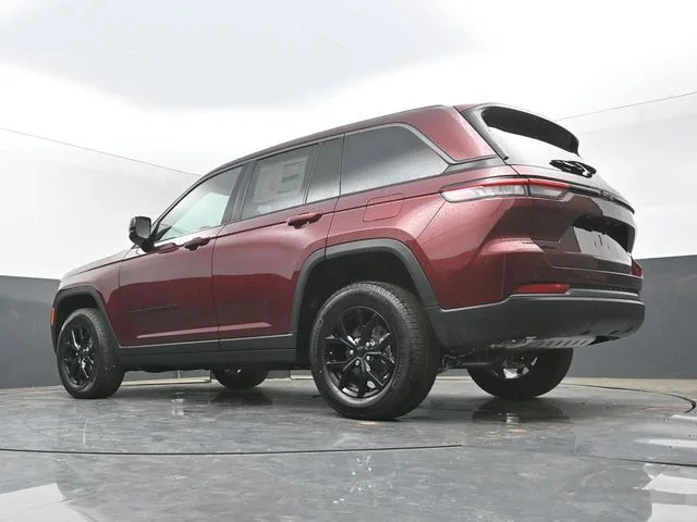 New 2026 Velvet Red Pearlcoat Jeep Altitude image 45