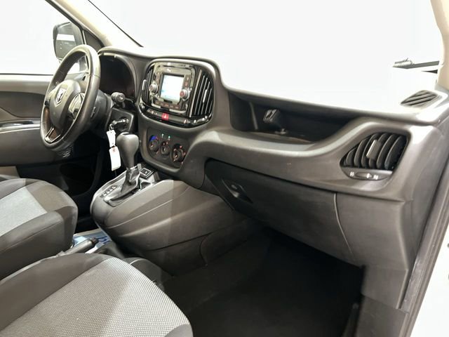 Used 2016 White Ram Tradesman image 22