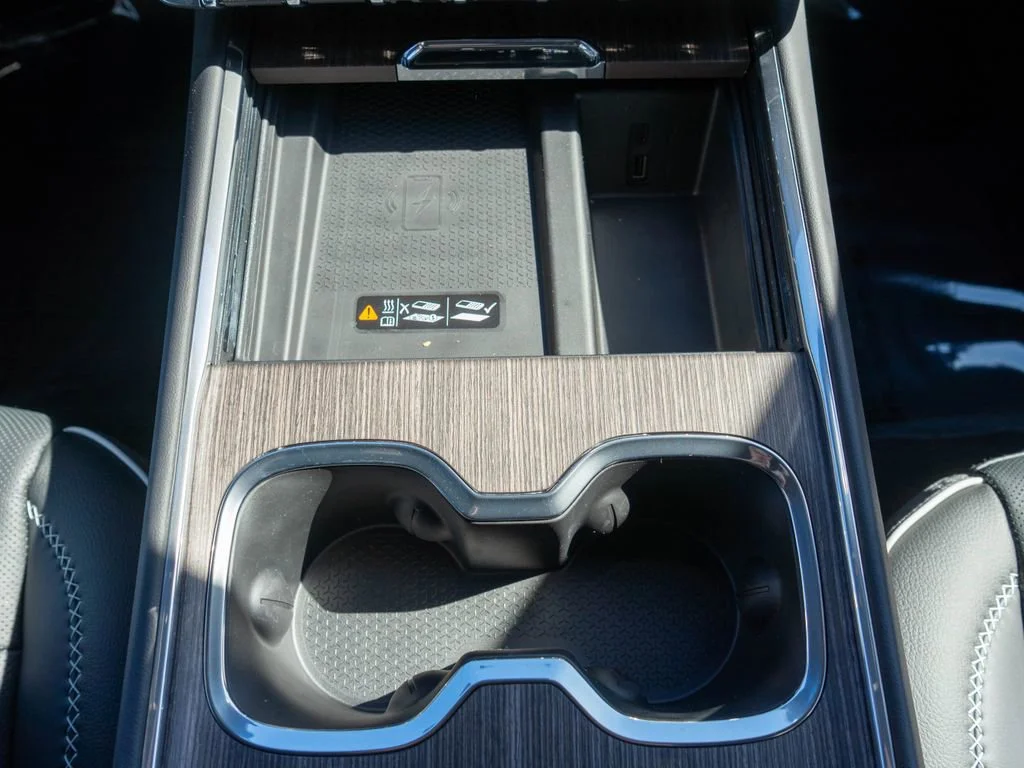 2026 GMC Acadia Denali - Photo 30