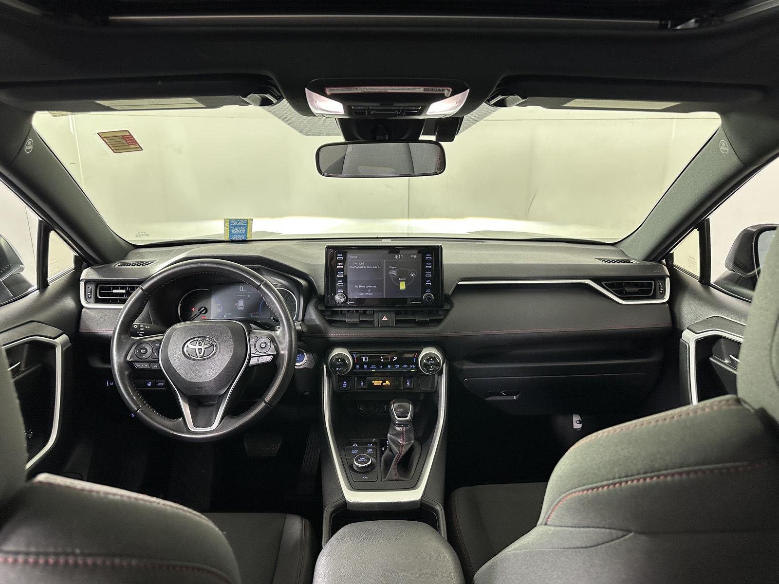 Used 2022 Magnetic Gray Metallic Toyota SE image 42