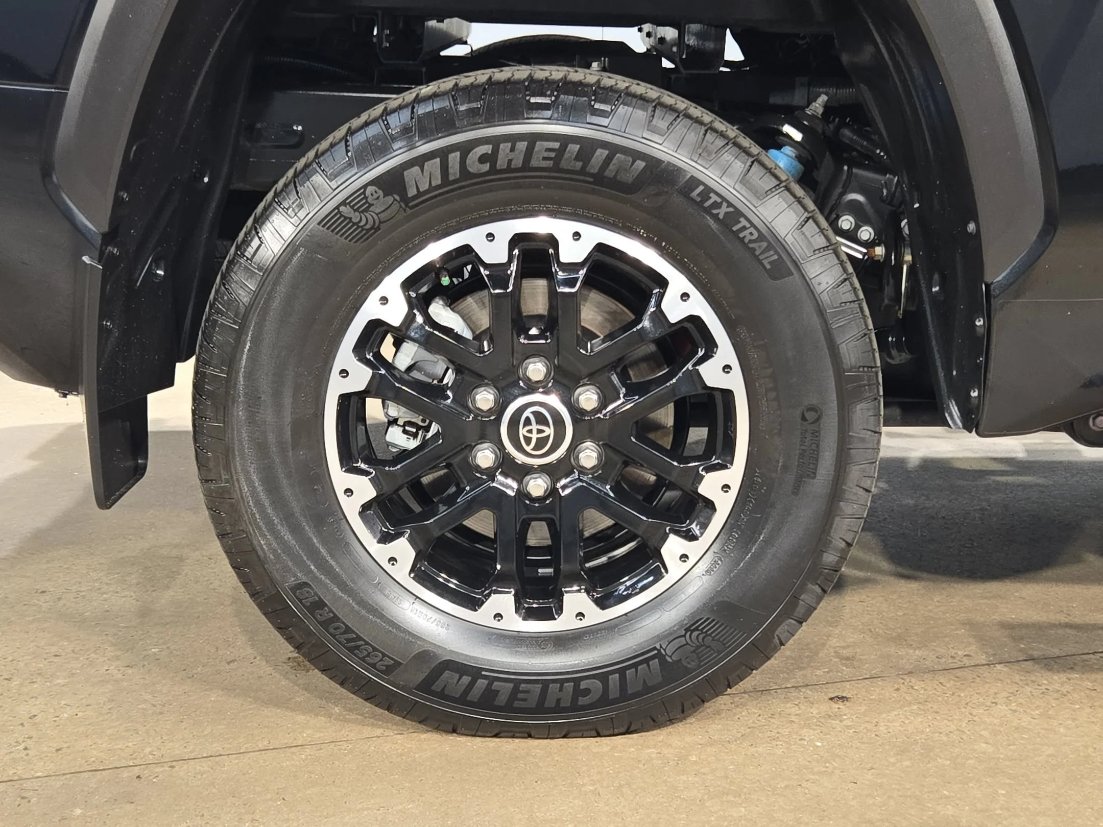 Used 2024 Midnight Black Metallic Toyota SR5 image 17