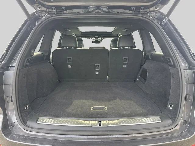 Used 2023 Gray Jeep Overland 4xe image 19