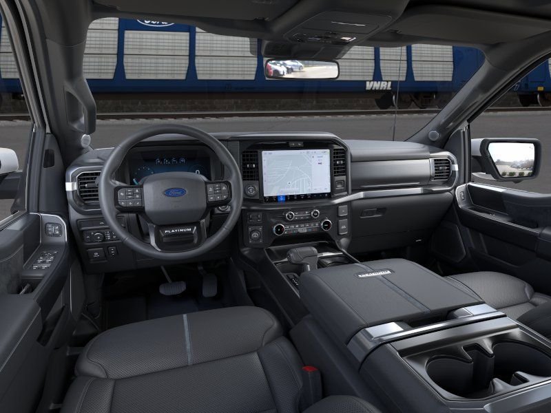 New 2026 Star White Metallic Tri-Coat Ford Platinum® image 9