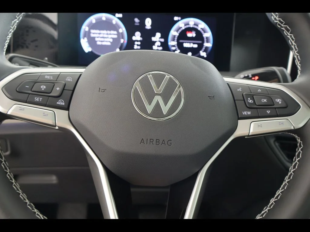 New 2026 Black Volkswagen 2.0T SE image 20