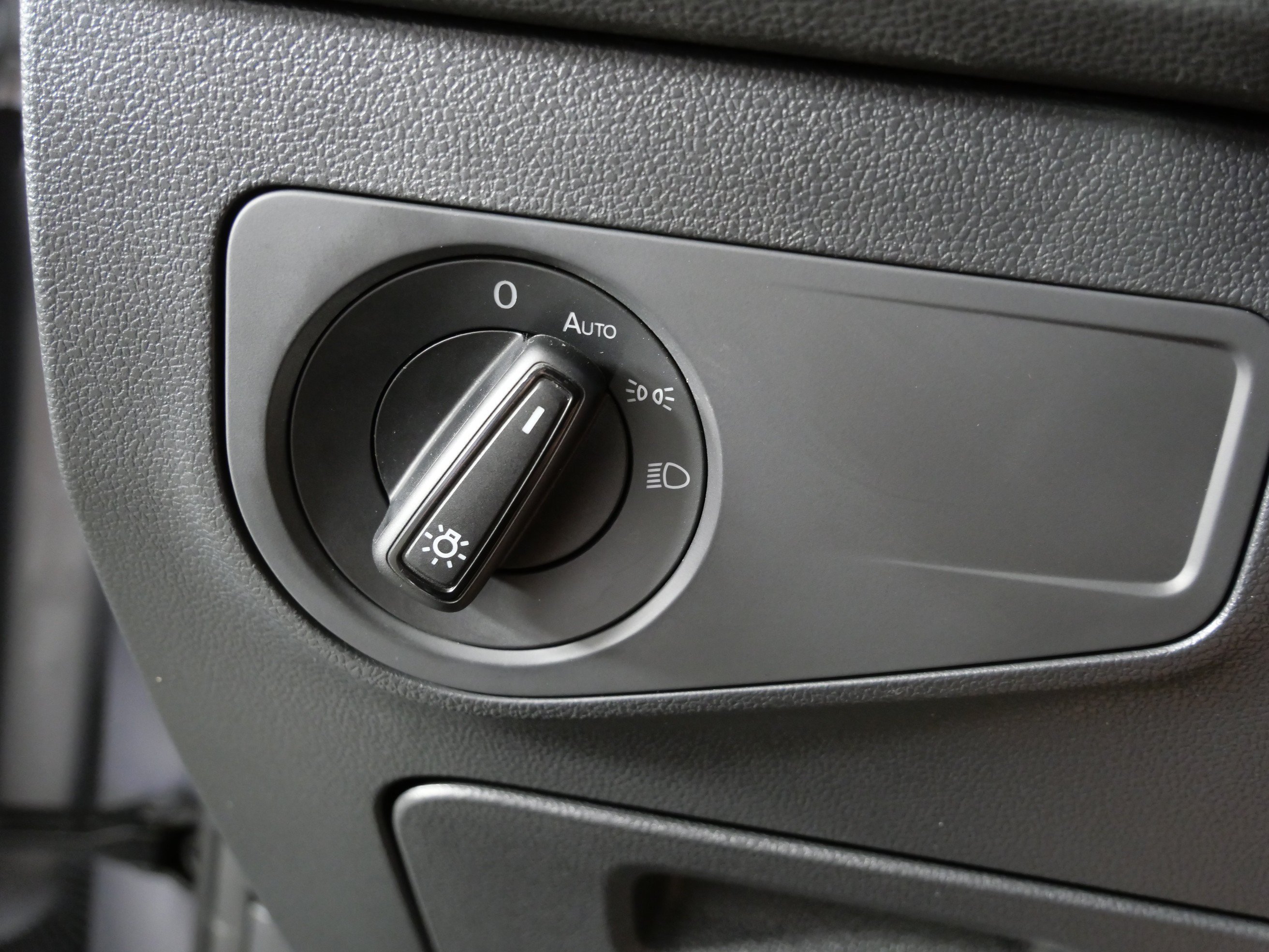 Used 2024 Silver Volkswagen S image 23
