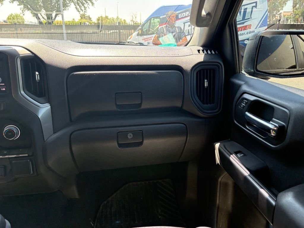 Used 2022 Blue Chevrolet Custom image 8