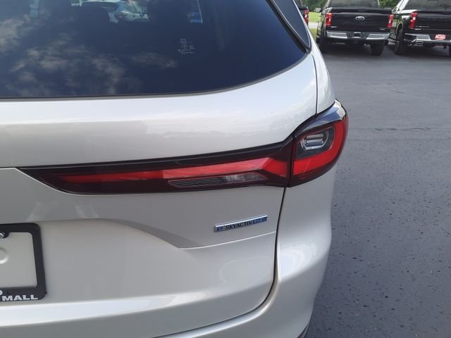 Certified Used 2024 Silver Mazda Preferred image 29