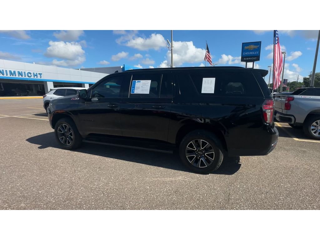 Used 2022 Black Chevrolet Z71 image 7