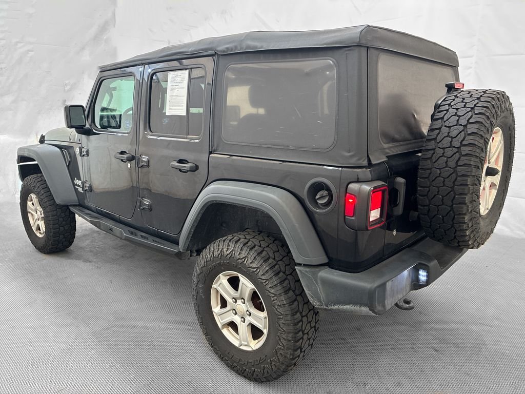 Used 2018 Black Jeep Unlimited Sport S image 4