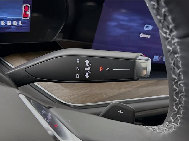 New 2026 Black Chevrolet High Country image 18