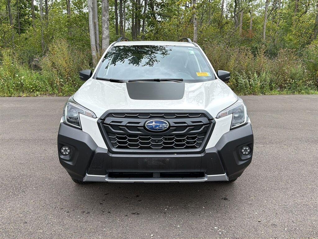 Used 2024 Crystal White Pearl Subaru Wilderness image 14