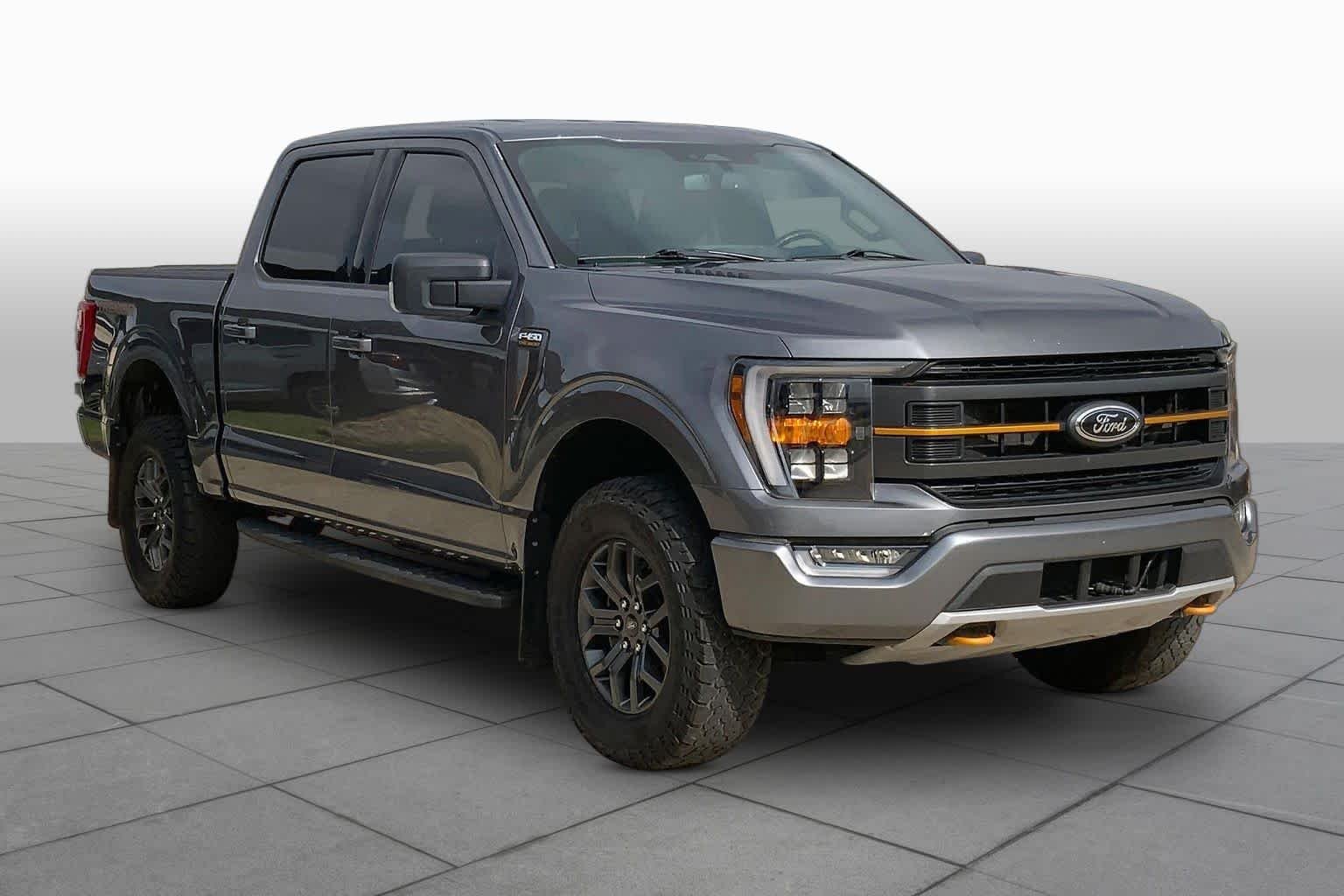 Used 2023 Carbonized Gray Metallic Ford Tremor image 2