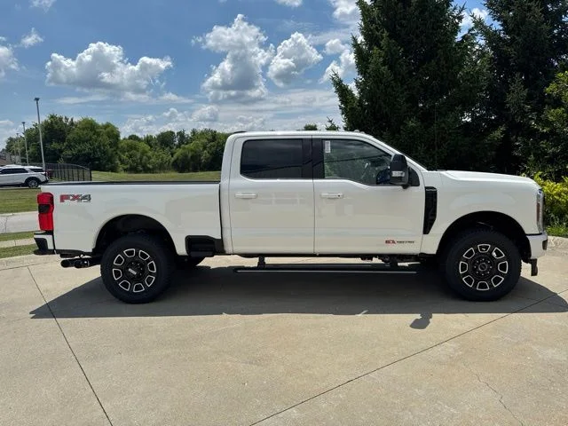 New 2026 Star White Metallic Tri-Coat Ford F-350® Platinum® image 4