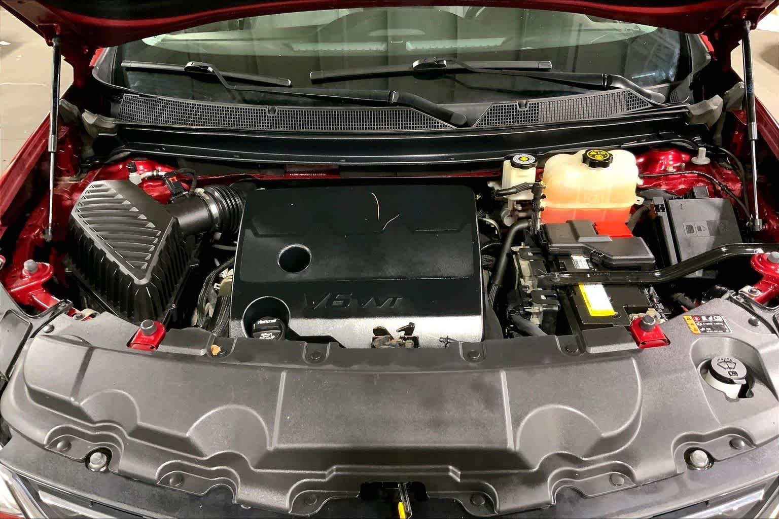 Used 2018 Cajun Red Tintcoat Chevrolet LT Cloth image 32