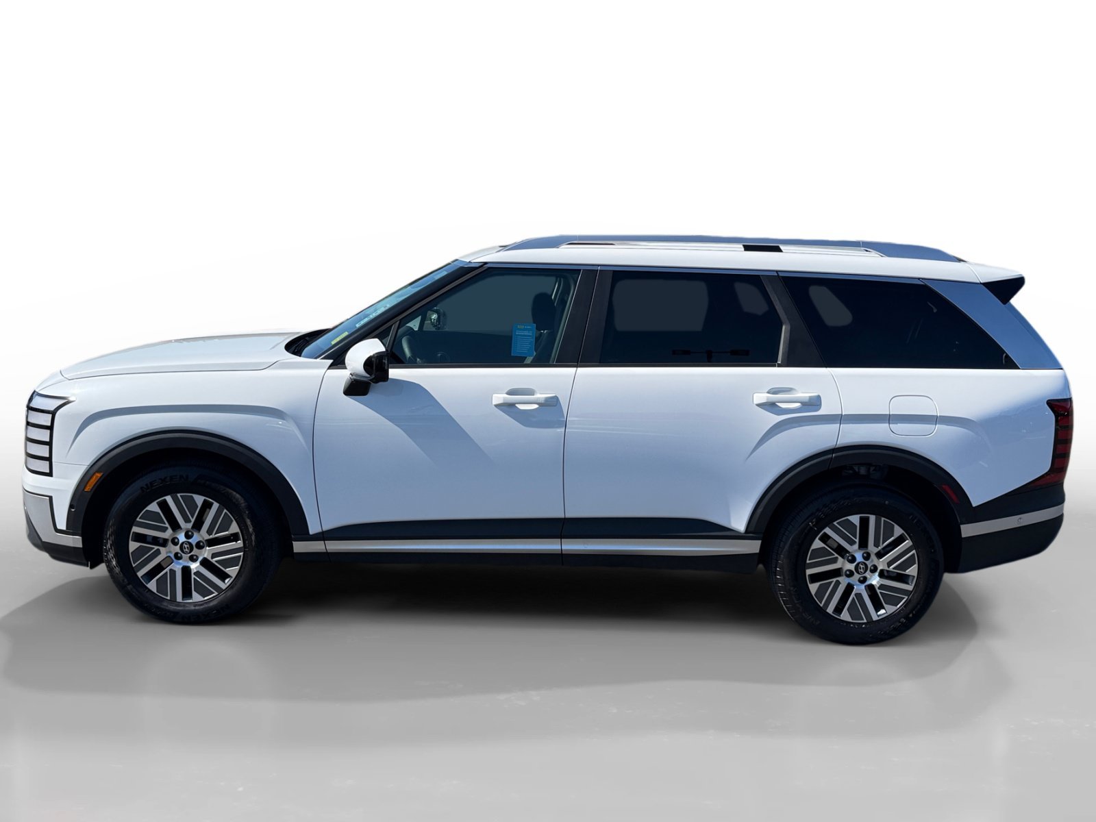 Certified Used 2026 White Pearl Hyundai SEL Premium image 2