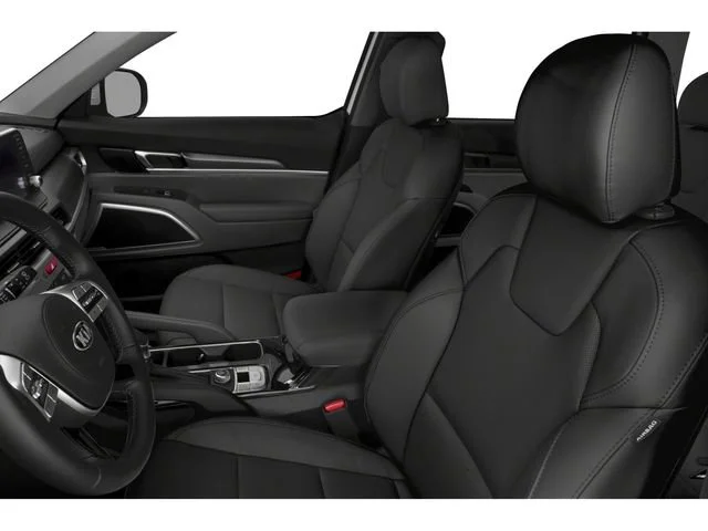 Used 2020 Snow White Pearl Kia S image 6