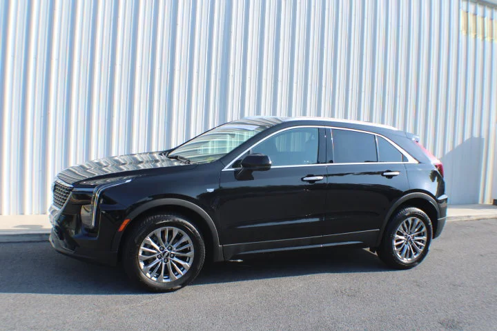 Used 2025 Stellar Black Metallic Cadillac Premium Luxury image 4