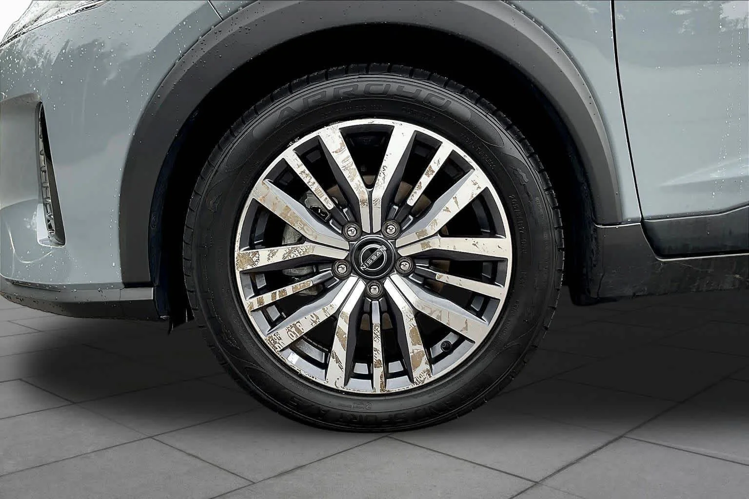 Used 2024 Boulder Gray Pearl Nissan SV image 11
