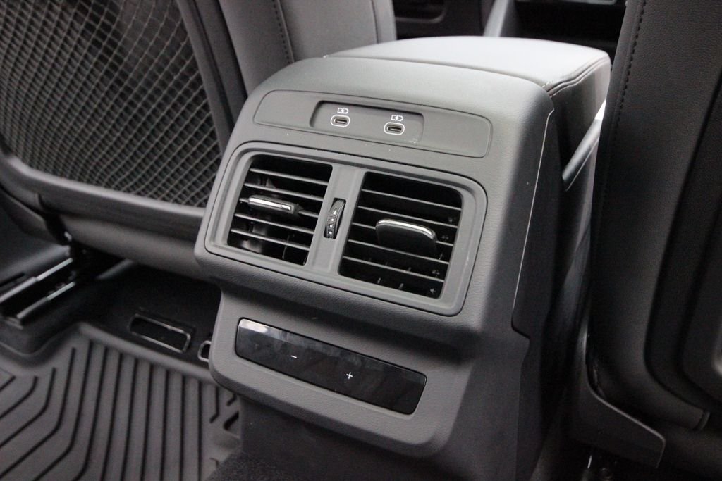 2025 Audi Q5 Premium - Photo 29