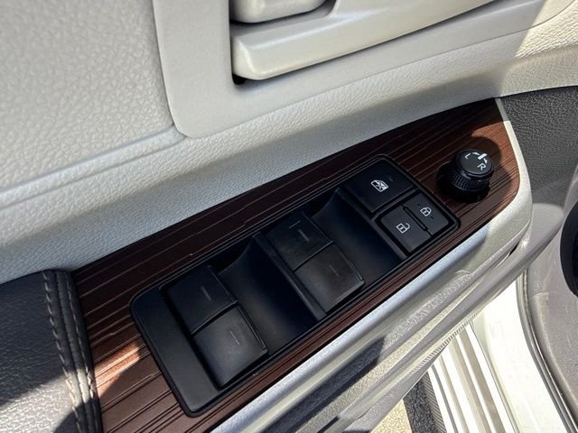 2022 Toyota Sienna LE - Photo 28