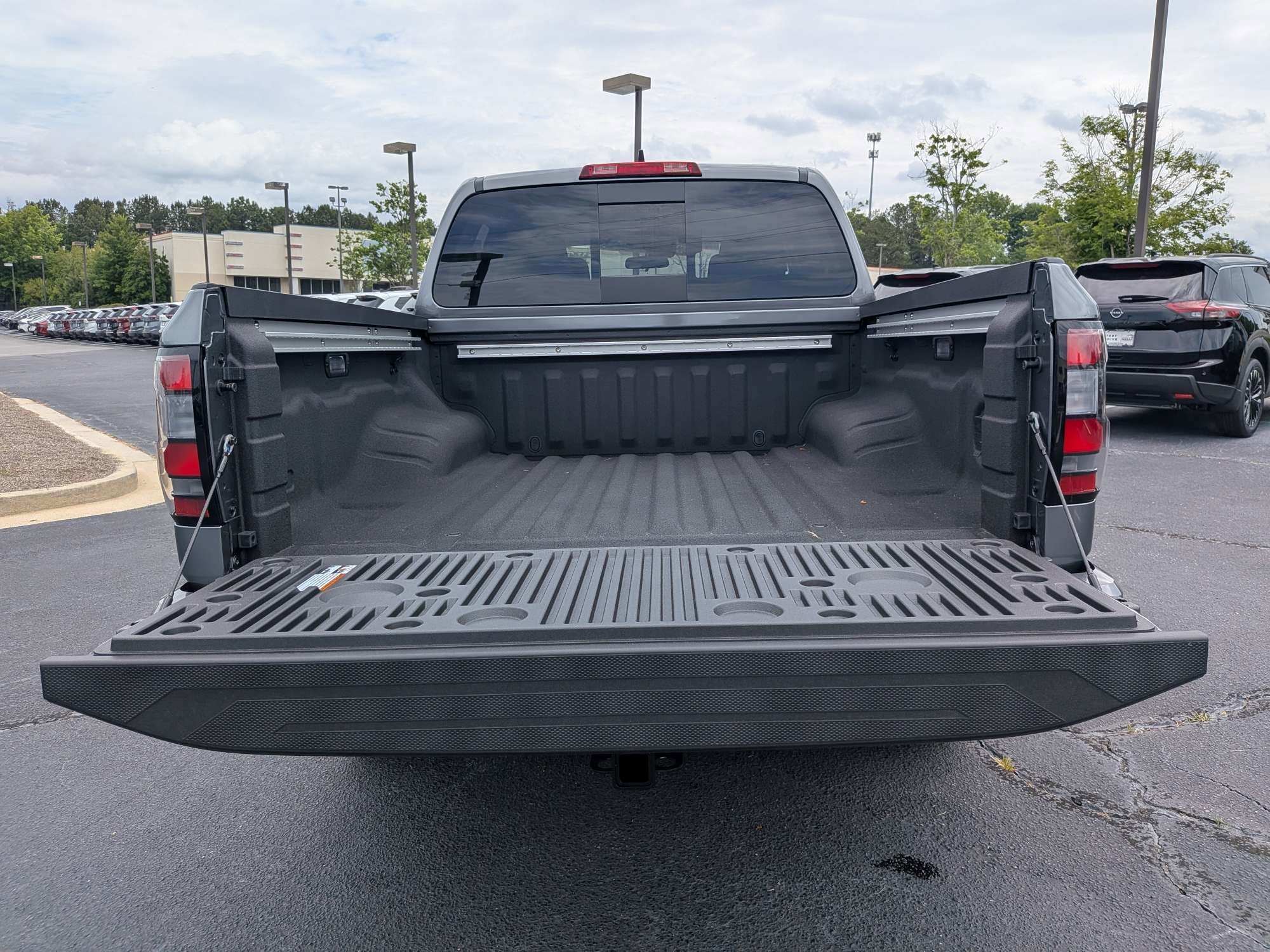 New 2026  Nissan SV image 5