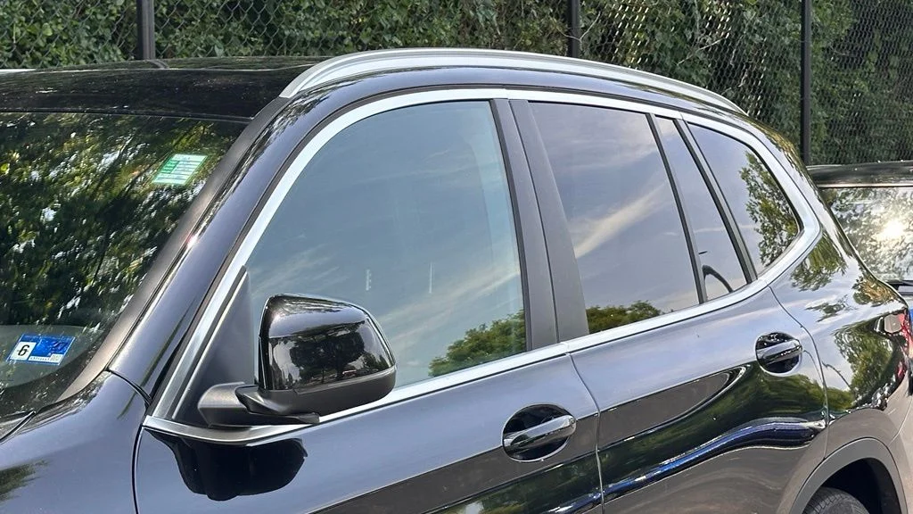 Used 2024 Black Sapphire Metallic BMW xDrive30i image 11