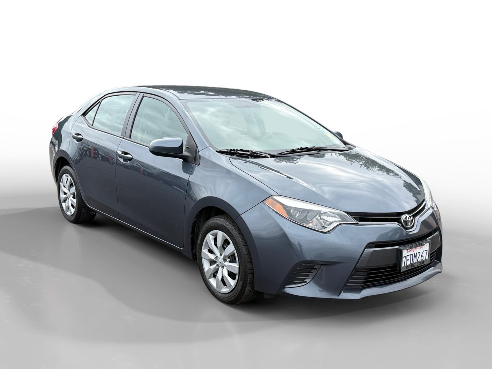Used 2015 Slate Metallic Toyota LE image 7
