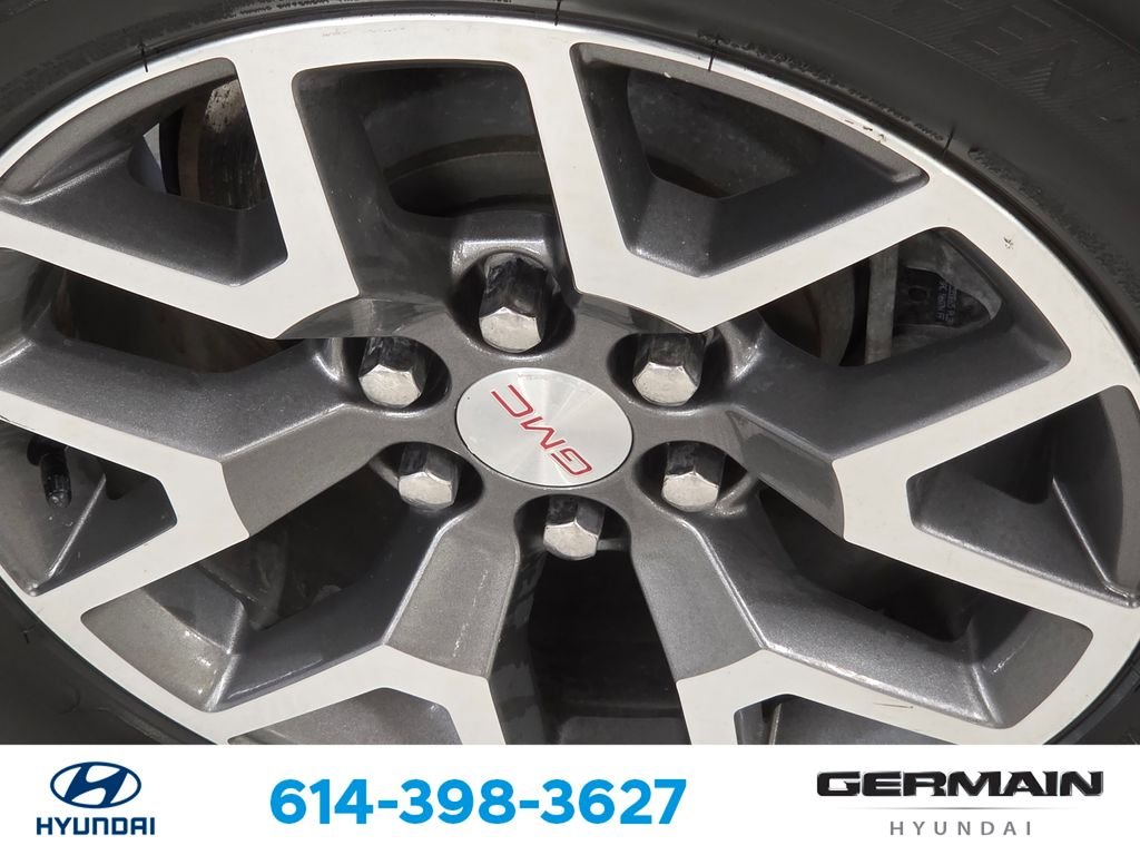 Used 2021 Gray GMC AT4 w/Leather image 13