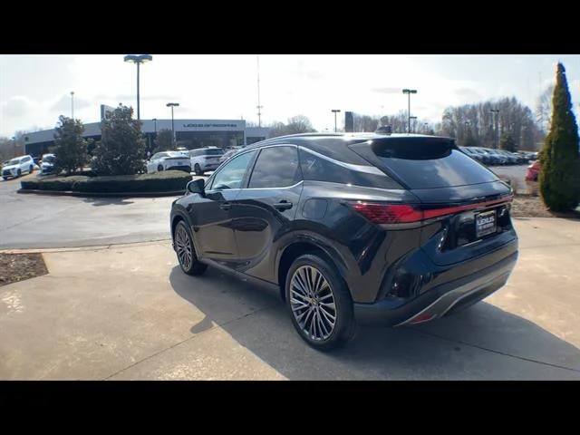 2026 Lexus RX PHEV 450h+ - Photo 6