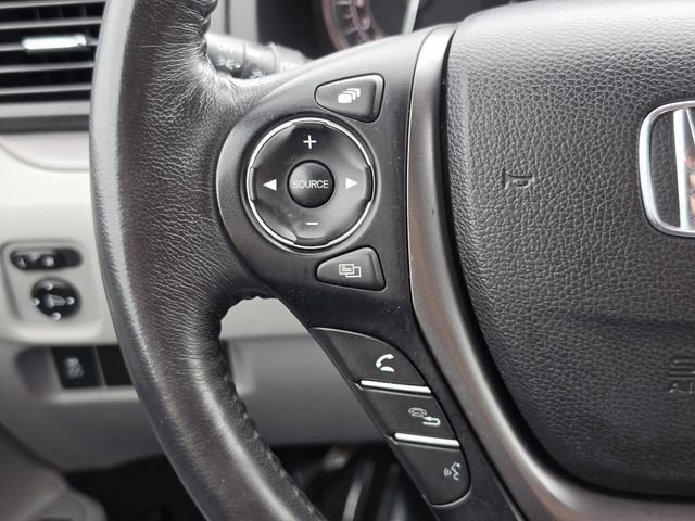 Used 2017 Lunar Silver Metallic Honda EX-L image 22
