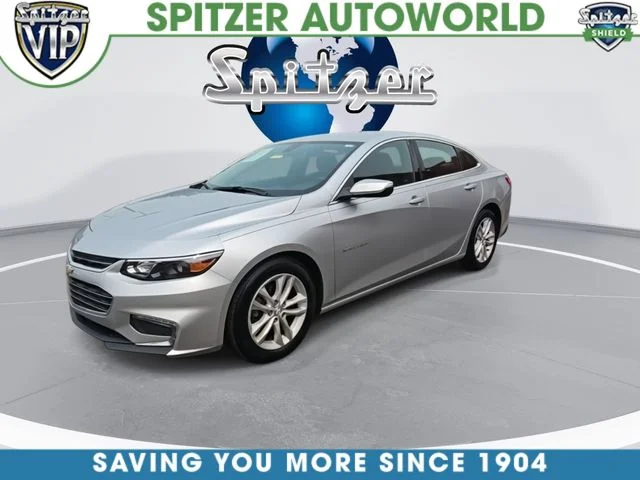 Used 2017 Silver Chevrolet LT image 4