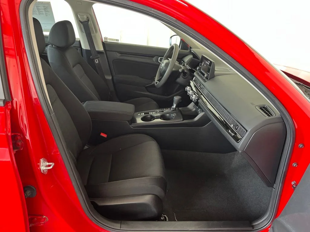 Used 2023 Red Honda LX image 20