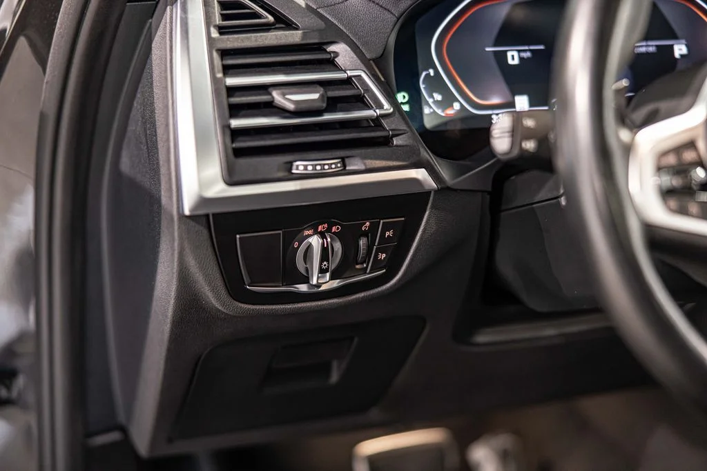 Used 2023 Gray BMW M40i image 22