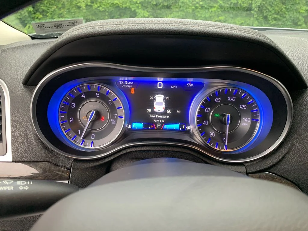 Used 2017 Silver Chrysler C image 30