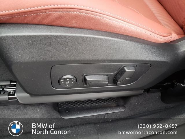 New 2027 Black Sapphire Metallic BMW xDrive28i image 22