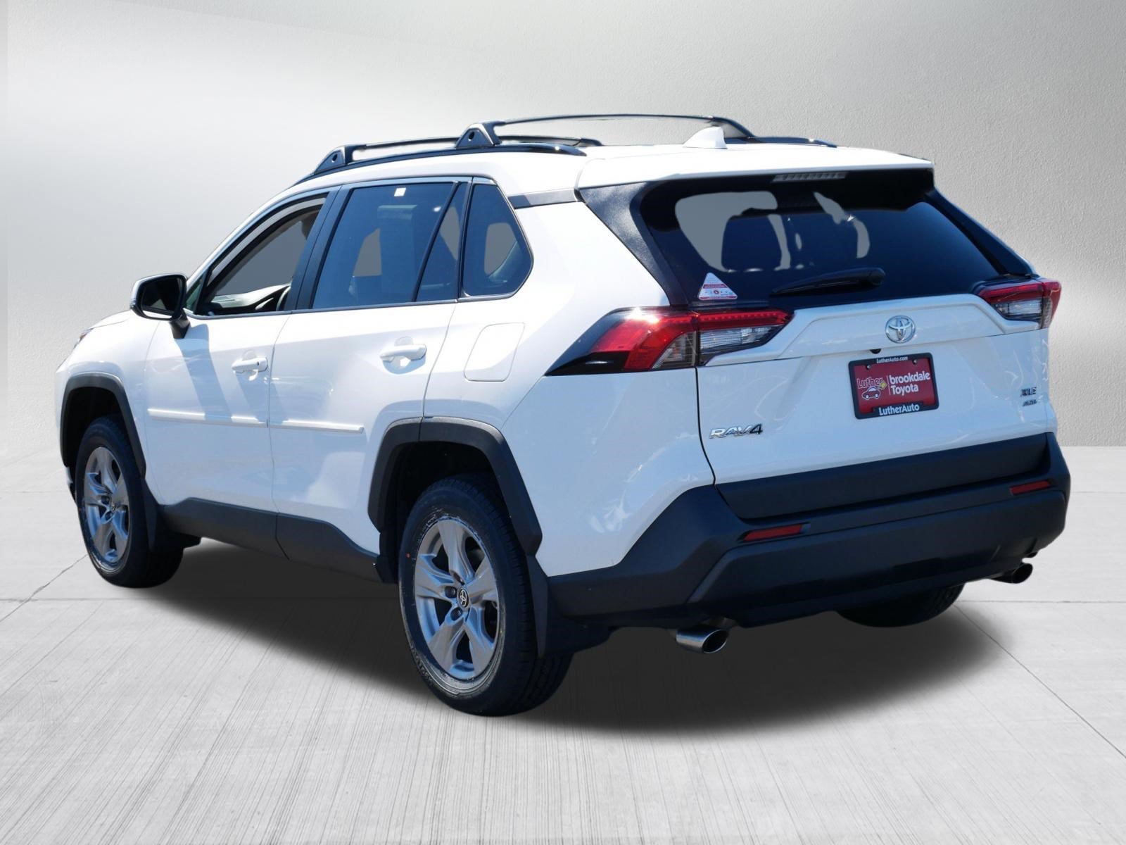 Certified Used 2025 ICE CAP Toyota XLE image 5