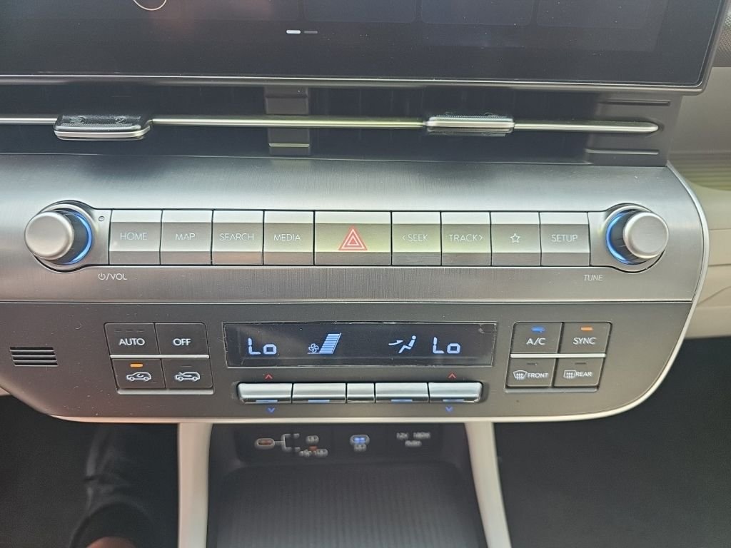 2024 Hyundai Kona SEL - Photo 19