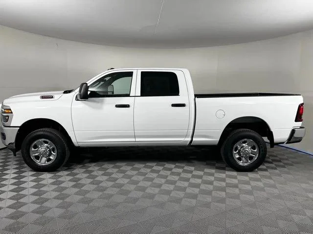 2026 RAM 2500 Tradesman - Photo 4