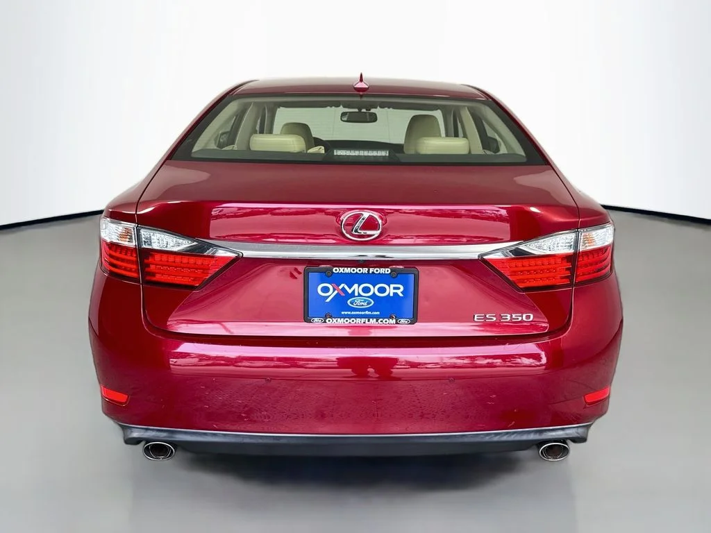 Used 2014 Matador Red Mica Lexus Base image 10