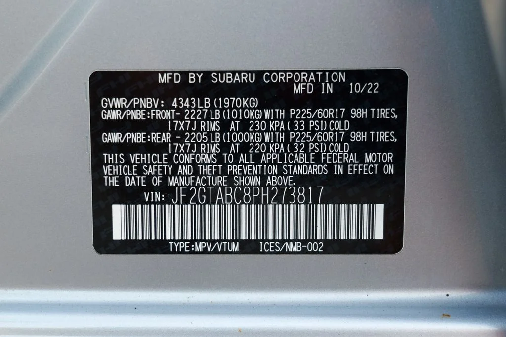 Used 2023 Ice Silver Metallic Subaru Base image 55