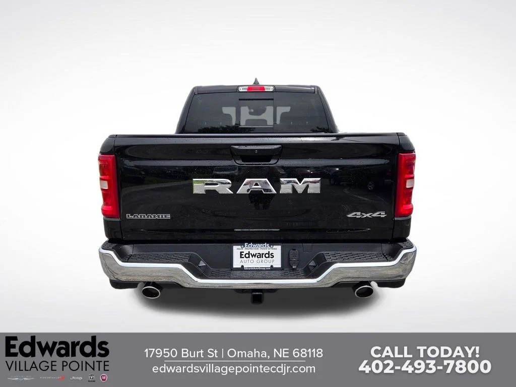 New 2026 Diamond Black Crystal Pearl-Coat Exterior Paint RAM Laramie image 4
