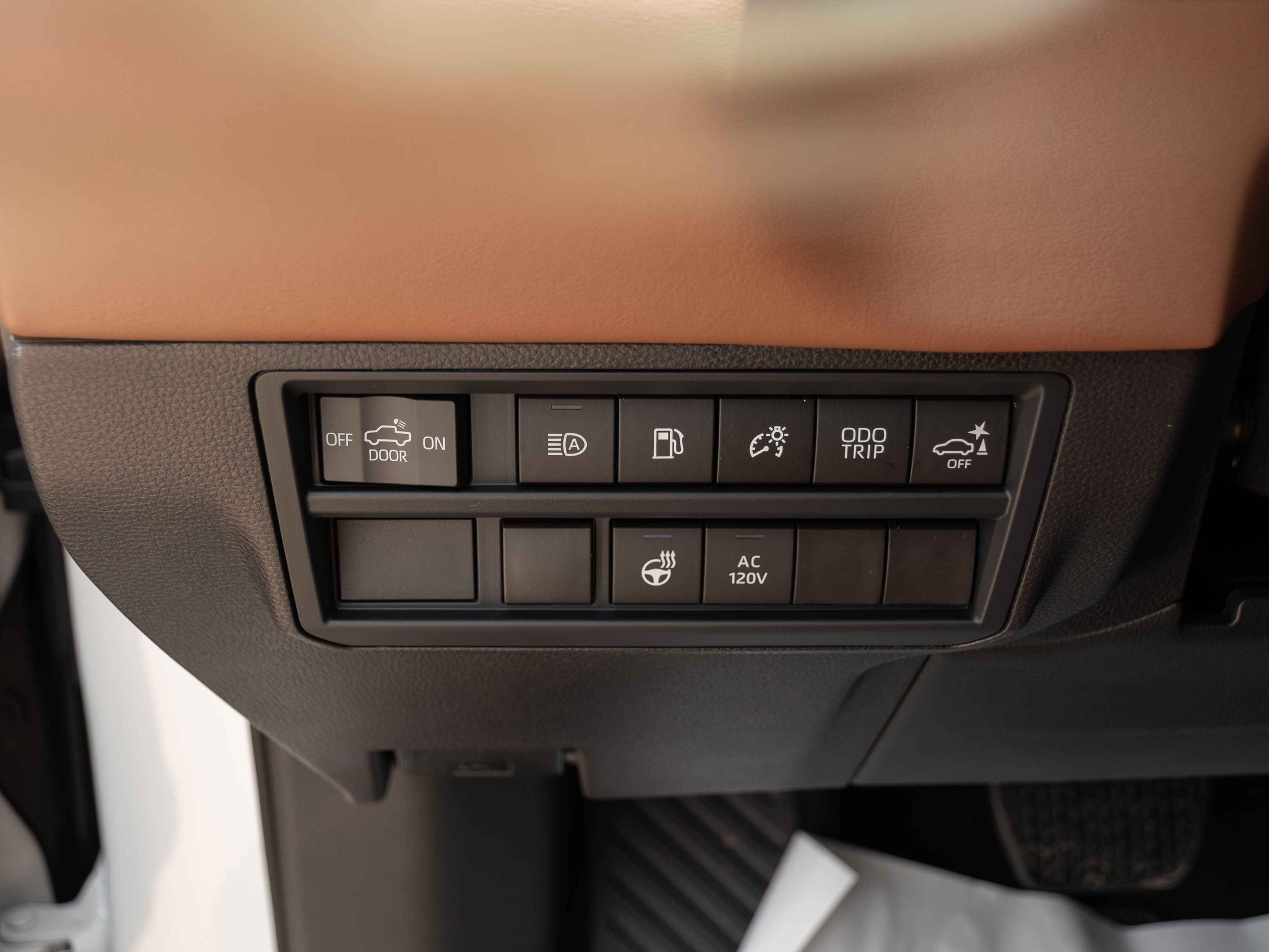 New 2026 Wind Chill Pearl <sup>1</sup> Toyota Tundra 1794 Edition image 12