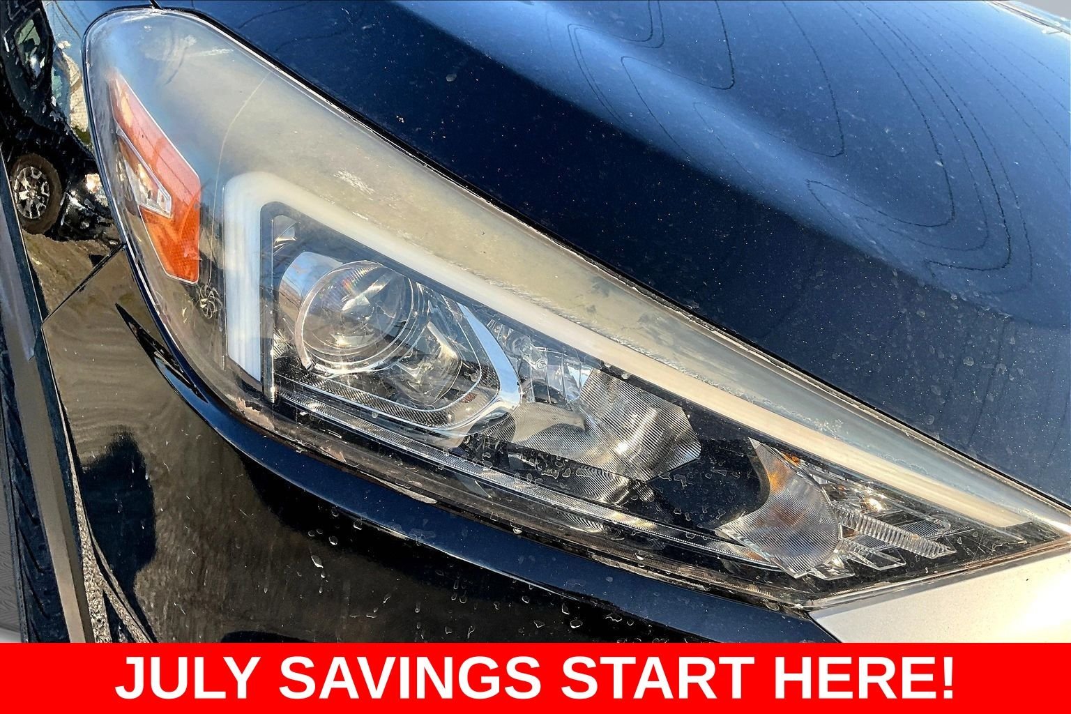 Used 2019 Black Hyundai SE image 31