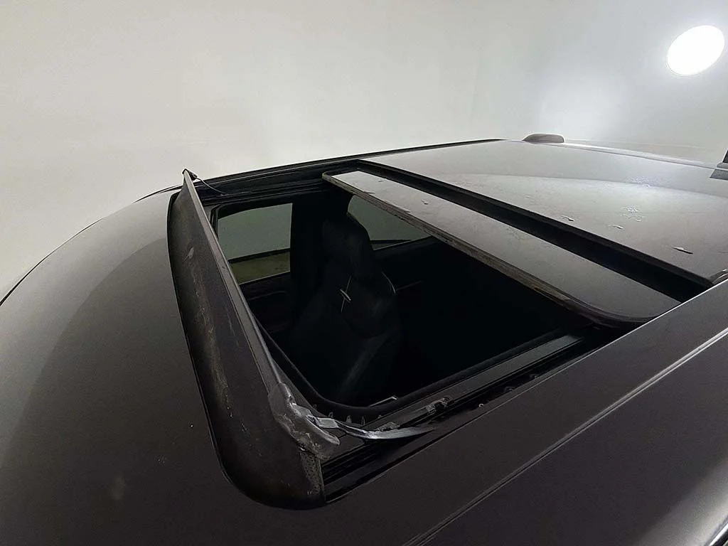 Used 2023 Agate Black Metallic Ford Platinum image 21