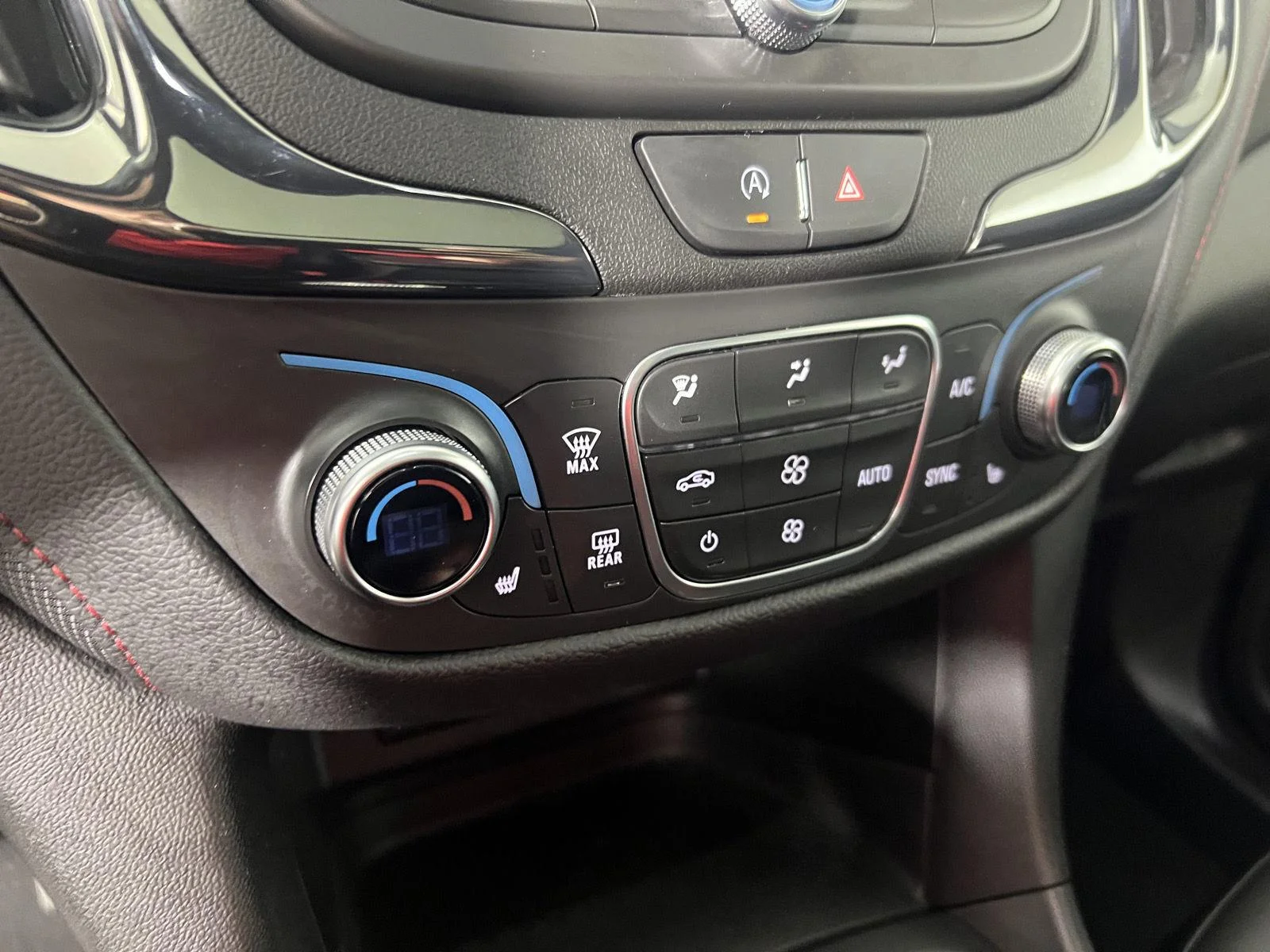 Used 2023 Summit White Chevrolet RS image 32