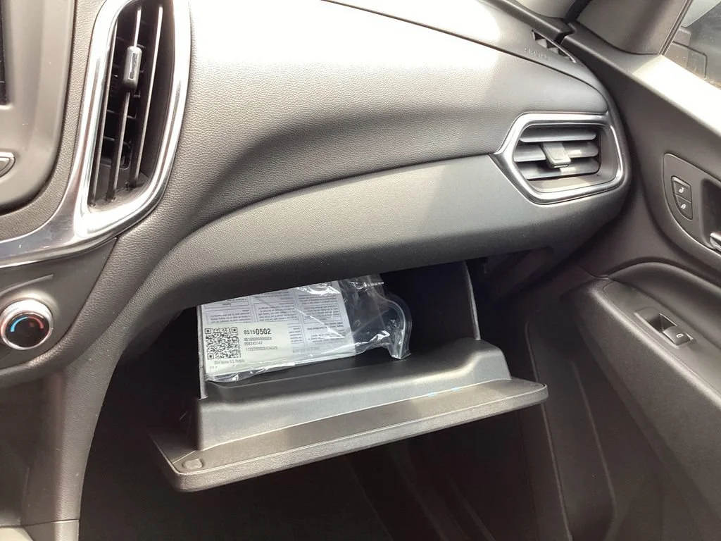 Used 2024 Sterling Gray Metallic Chevrolet LT image 31